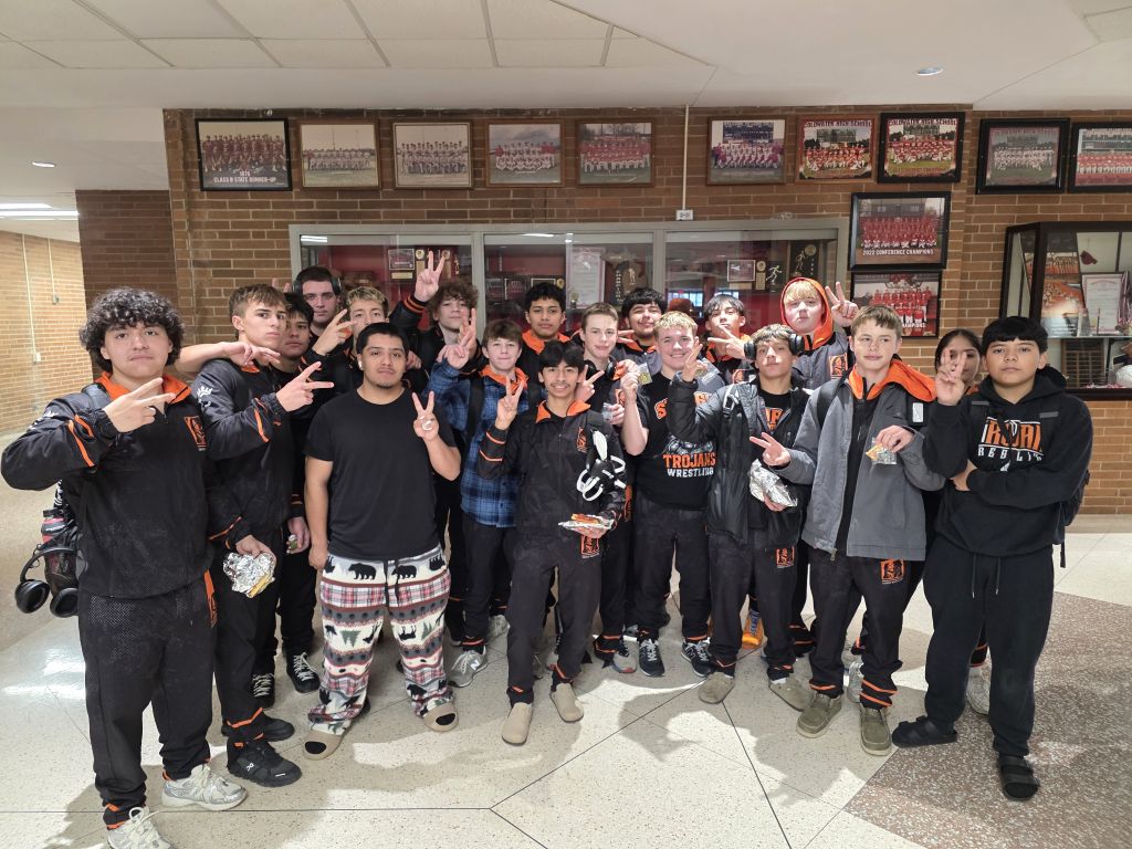 Sturgis wrestling team takes second at Coldwater Classic